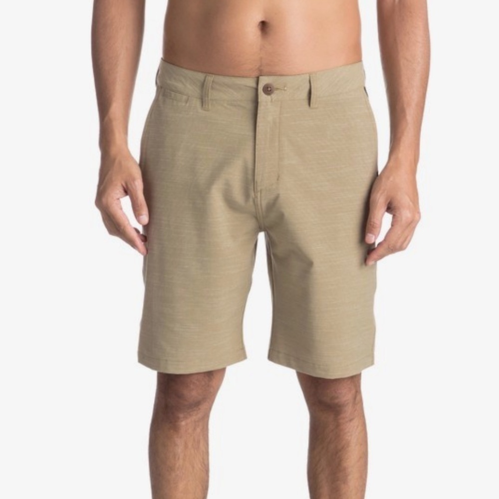 NWT  Quicksilver Amphibian slubbed shorts- 29